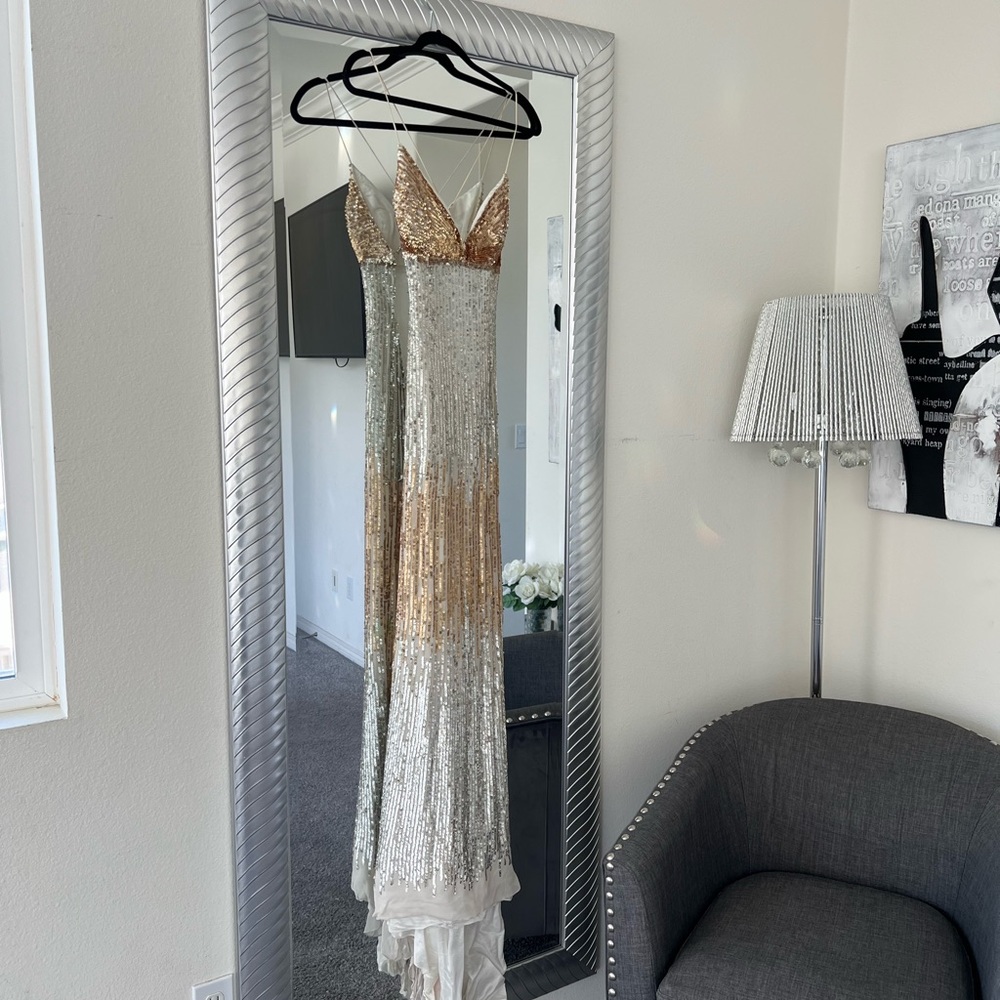 Sherri hill prom dress